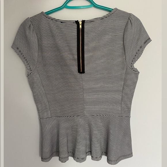 4/$25 The Limited Peplum Style Top - Picture 2 of 4